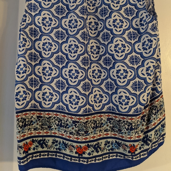 Daniel Rainn Sleeveless Boho Blouse with pom poms - Picture 2 of 3